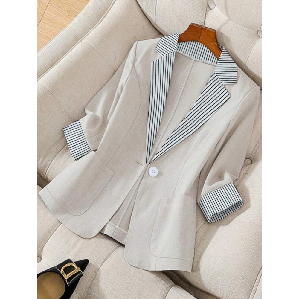 Plus Size - Plus Size, Women'S Plus Size British Style Blazer - Elegant & Contrast Lapel Lapel Jacket, Structured Loose Fit Tailored Suit Coat for Professional & Formal Occasions, Spring/Fall Casual to Formal Outfits, Classic Solid Color Non-Stretch